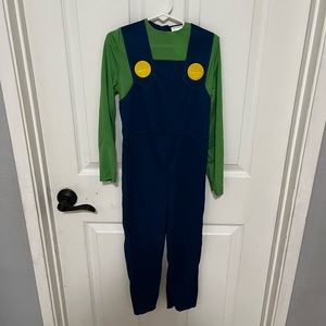 Super Mario costume-Luigi